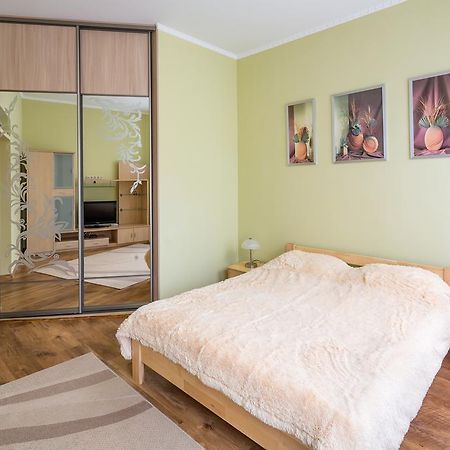 Rynok Square 5 Зі Світлом! Apartment Lviv Exterior photo